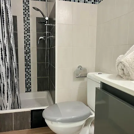 Apartment Nid Du Cap Wifi, Parking, 4 Couchages Agde